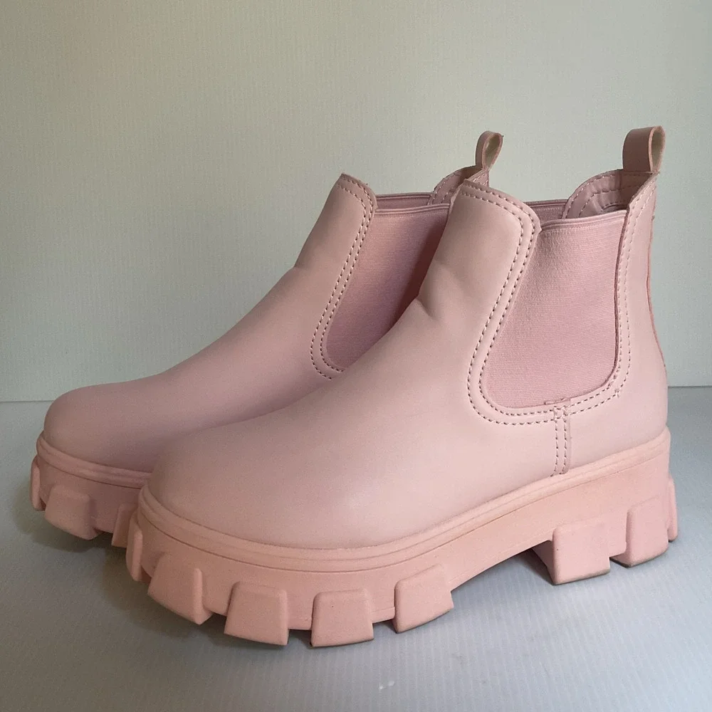 Circus NY Pink Platform Chelsea Boots Women’s 6.5 Chunky Sole Ankle